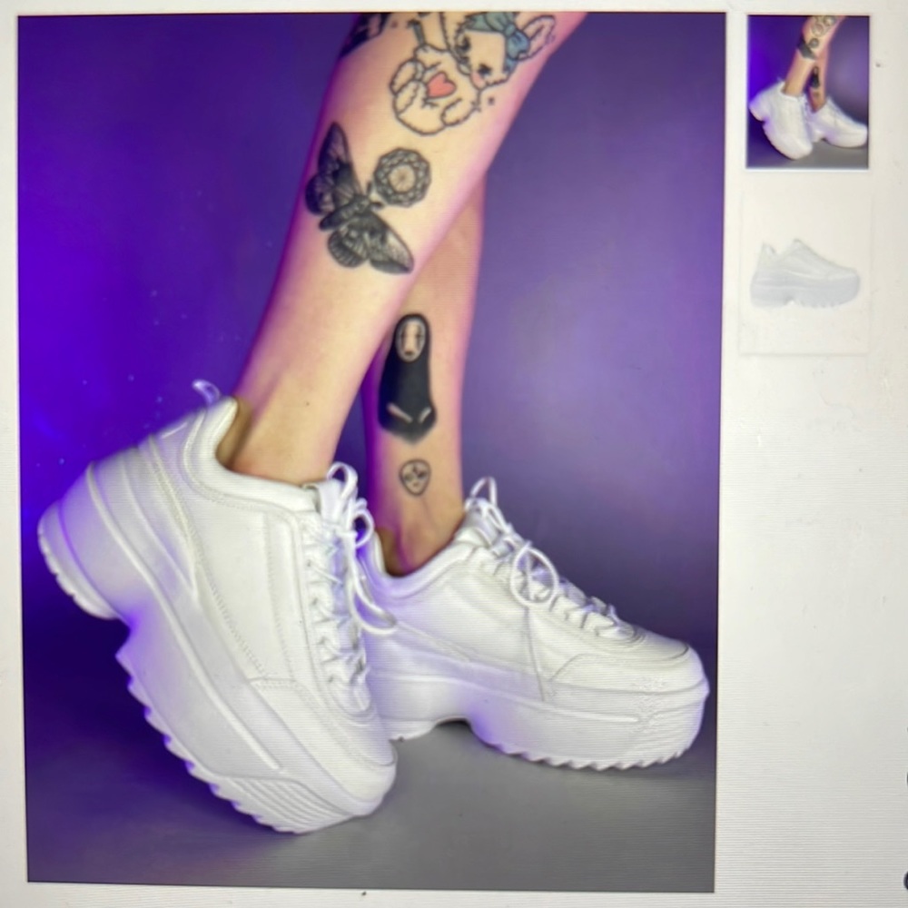 White Walkin’ On A Dream Sneakers